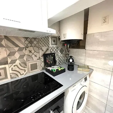 Santos Luxos * Lisbon